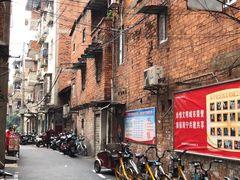 -梁阿婆廿年老牌扣肉糯米饭