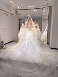 点击看大图 -GRACE KELLY婚纱与礼服(北京店)