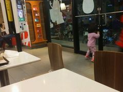 -麦当劳(伟城广场店)