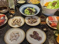 -雾山韩式烤肉·海南糟粕&椰子鸡火锅·海景餐厅(三亚绿发山海天JW万豪酒店)