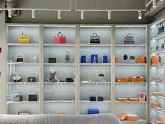 -FUN LUXURY范加奢品(蟠龙天地店)