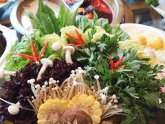 -小天鹅火锅·一线江景洪鼎旗舰店(洪崖洞店)