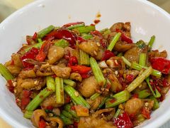 酸菜爆炒肥肠-笨罗卜浏阳菜馆(龙华鹏润达店)