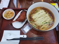 -百年老字号·观振兴蟹黄面·三虾面·苏式面(观前街富仁坊巷店)