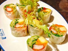 牛油果芒果软壳蟹米纸-美奈小馆·越南料理(中航城君尚购物中心店)