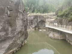 -乌龙峡谷景区