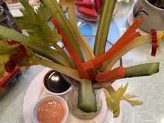 笔筒沙拉-亢龙太子酒轩(东湖店)