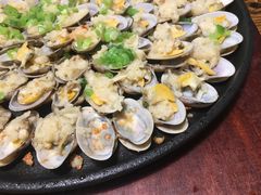 铁板花甲-食爺炭炉鸡煲·烧烤