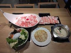 -彤德莱火锅(商圣嘉源店)