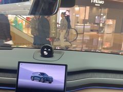 -蔚来空间(北京颐堤港店)
