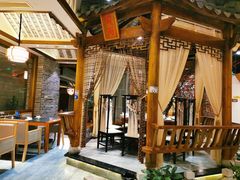 -万重锦·人文川菜馆(骡马市店)