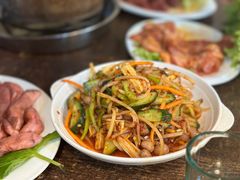 -韩风烤牛肉冷面店