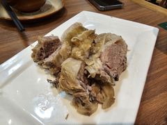 手抓羊肉-贯贯吉·清真餐厅(浙江中路店)