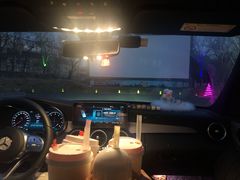 -枫花园汽车电影院(朝阳公园店)