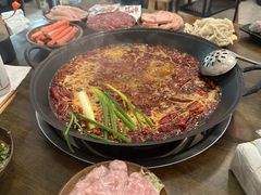 -黄潇洒老火锅(九眼桥宏济巷店)