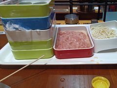 -牛小嫩串串火锅(老国贸总店)