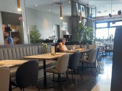 -必胜客(漕宝路店)