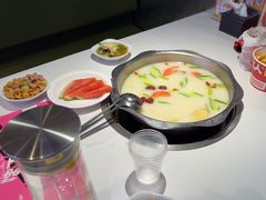 -佰人王串串香火锅(洋珠巷店)