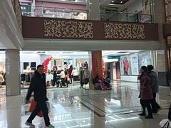 -汉口北国际商品交易中心品牌服装城