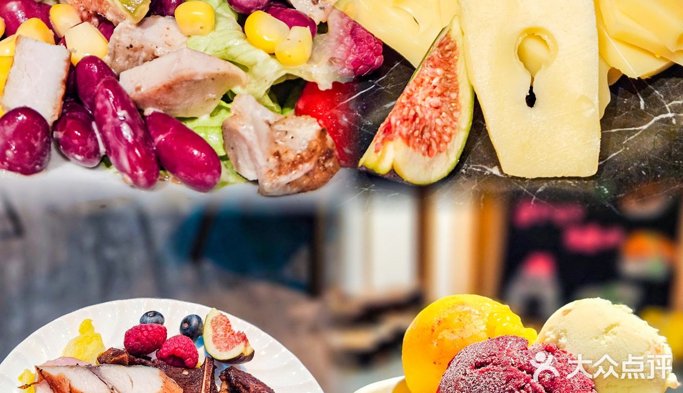 360度旋转的高空自助，难怪香港的朋友们敲爱！