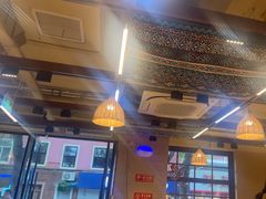 -云阿蛮云南生烫牛肉米线(奉贤路店)