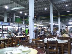 大堂-四川小胡子海鲜(丁村万人海鲜广场店)