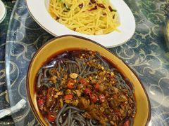 -湖南人家湘菜馆(镇江路店)