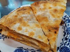 麻酱烧饼-老磁器口豆汁店(天坛店)