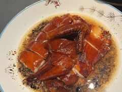 黑松露脆皮文昌鸡（半只）-小炳胜(卓悦中心店)