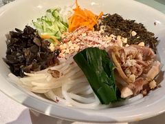 -彩云天云南餐厅