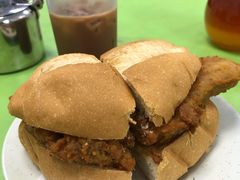 猪扒包-胜利茶餐室