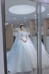 -台湾蔡美月婚纱租赁