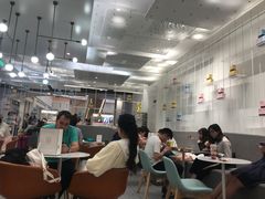 大堂-奈雪的茶(市百一店)