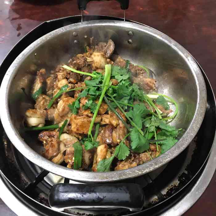 华仔土鸡店(平洲店)-"这家属于广东典型的大排档,开了很多年了,.