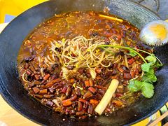 -鸿顺老铁锅美蛙鱼府(解放碑店)
