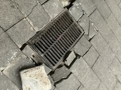 -裕龙汤泉