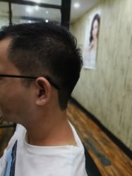 -首脑美发沙龙