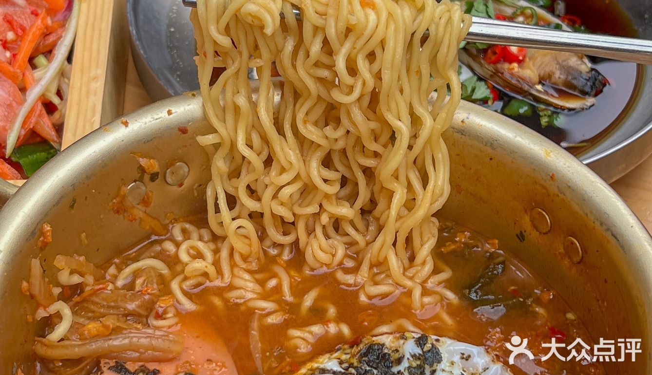 重庆这家生腌真的有点东西！韩式辣酱蟹好绝