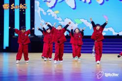 -CASTER跳舞俱乐部