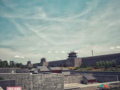 -城墙带状公园-大同古城墙广场停车场