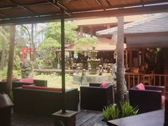 -Pundi Pundi Restaurant