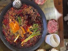 -黄潇洒老火锅(九眼桥宏济巷店)