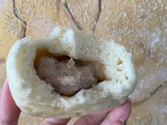 鲜肉中包-草庐酒家
