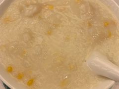玉米鱼肚粥-翠园(铜锣湾广场店)