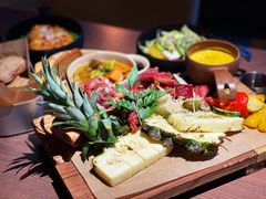 -鹿萤季·营地小馆(皇后公园店)