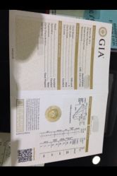 -威德钻石-克拉钻大本营(南京东路店)