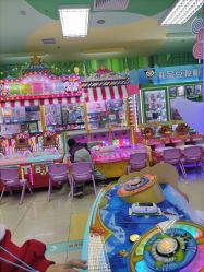 -莫莉幻想儿童乐园(北京金隅嘉品店)