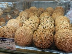 -白玉兰食品甜凤店(合生汇店)