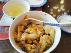 -笑来喜馄饨小笼工坊(通扬路店)