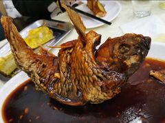 挣蹦鲤鱼-奥华餐厅·老张记(台基厂店)